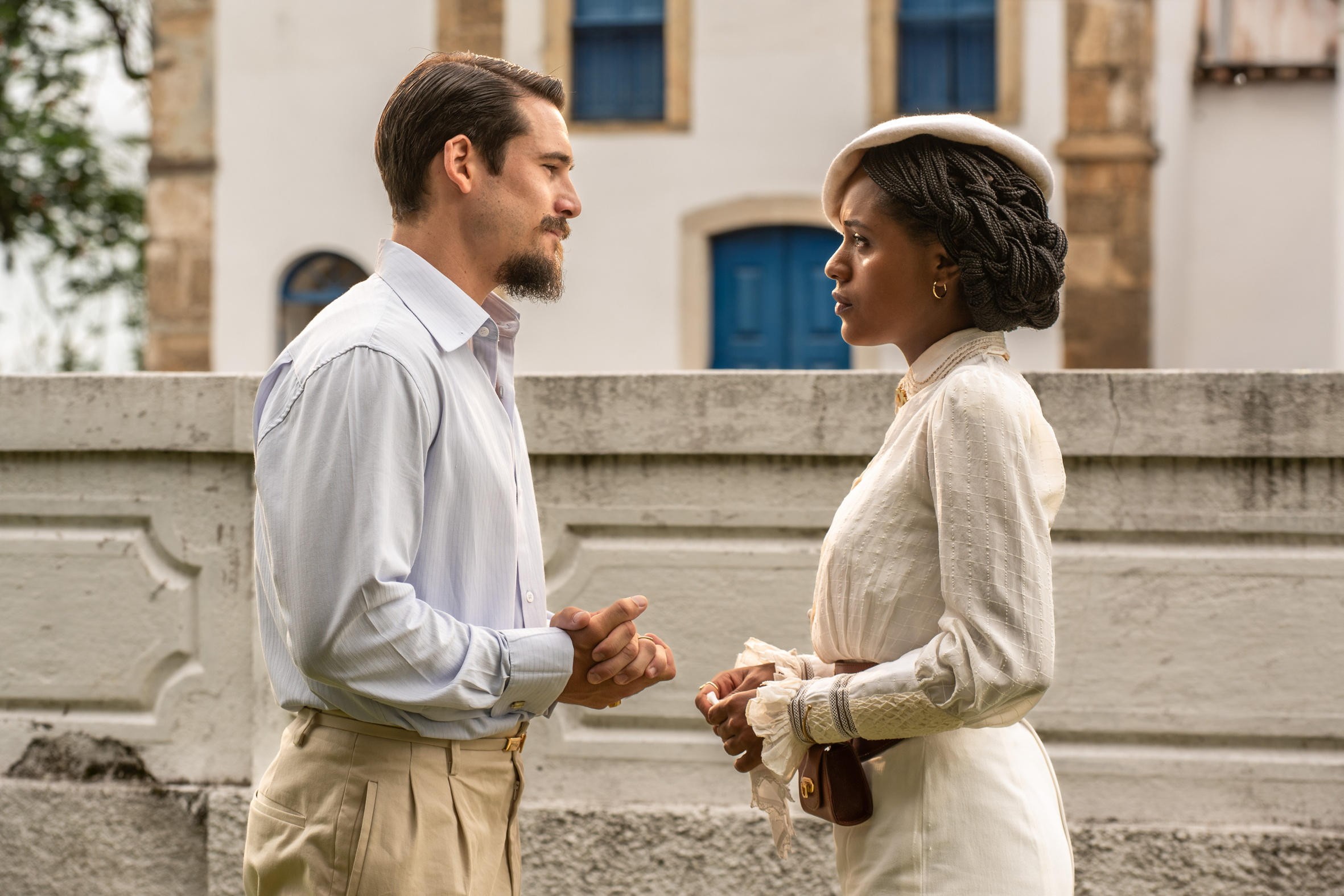 A Nobreza do Amor: Mirinho encurrala Alika para se declarar e promete romper noivado