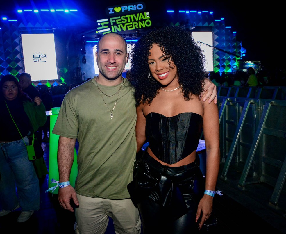 Marvvila e o marido, Christiano Sant'Anna, no Festival de Inverno do Rio — Foto: AgNews