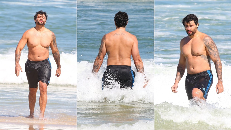 Jesus Luz na praia da Barra da Tijuca, no Rio, no dia 22 de abril — Foto: Agnews