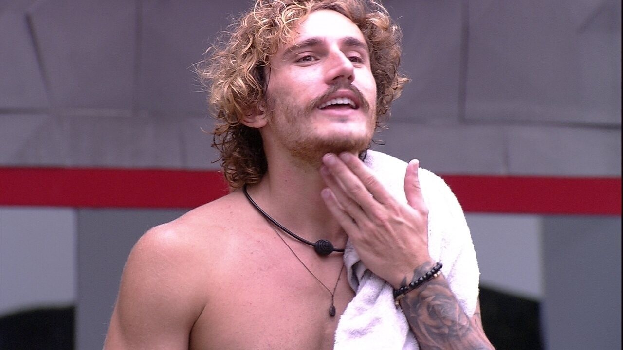 Carolina elogia mudança de visual de Alan: 'Ficou lindo' | Gshow