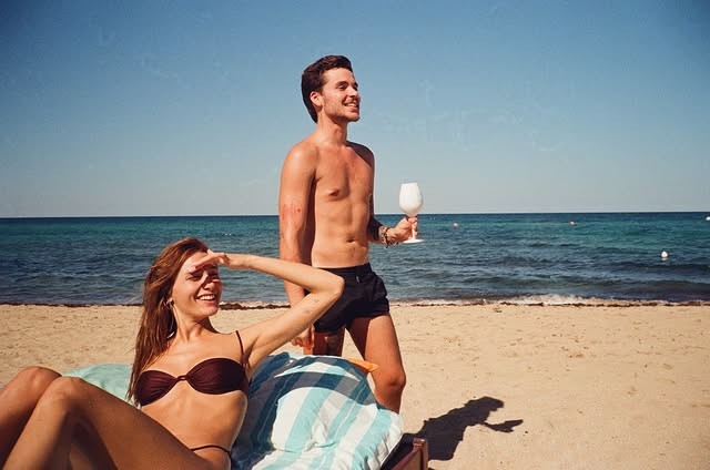 Sasha Meneghel começa a semana lembrando das férias na Itália com João Lucas e Bruna Marquezine