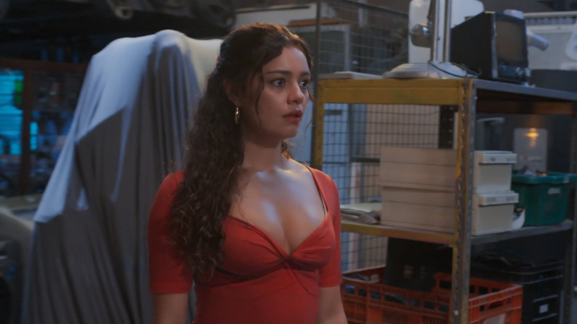 Três Graças: Gerluce se surpreende com plano de Rogério para confrontar Ferette e Arminda