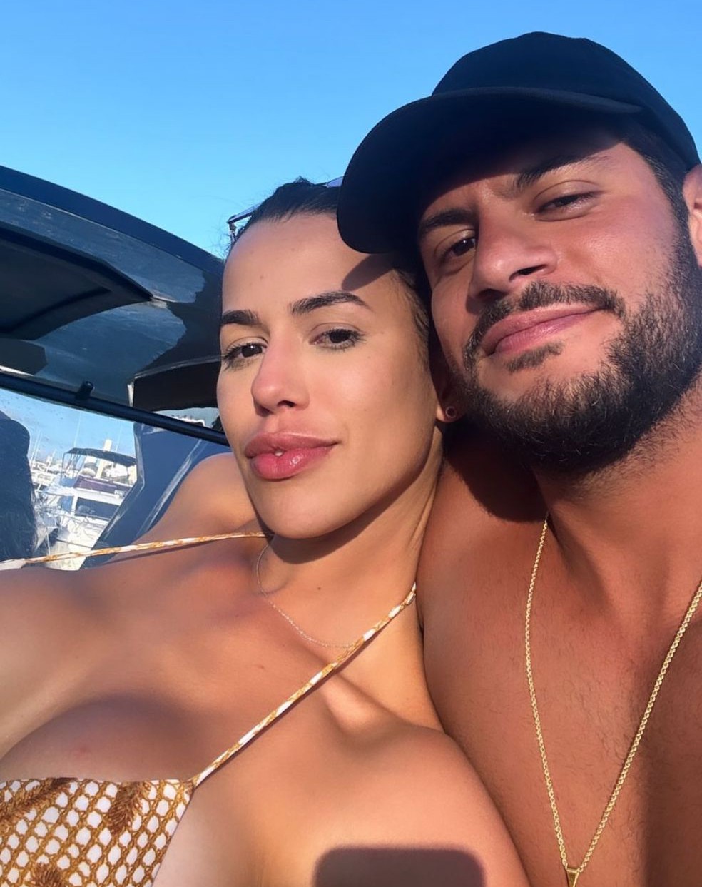 Larissa Tomásia posta foto com Plínio Simões nas redes sociais: 'Saudades' — Foto: Globo