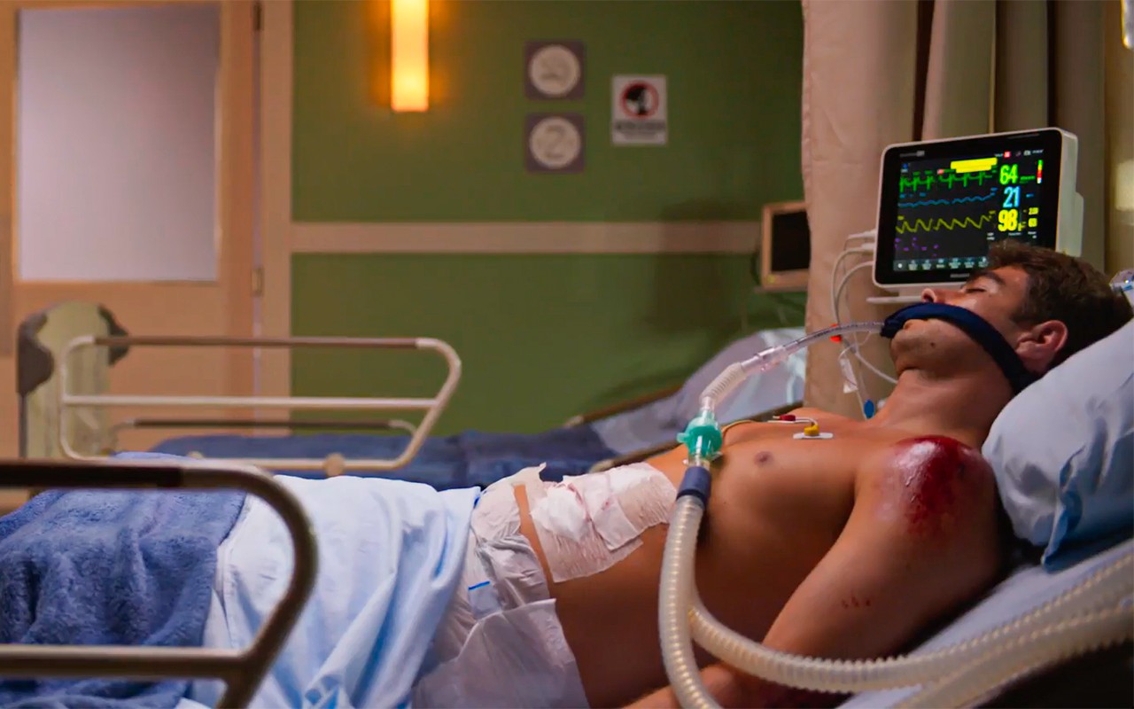 Dona de Mim: Jaques doa sangue para Davi, e Rosa não entrega o filho à polícia