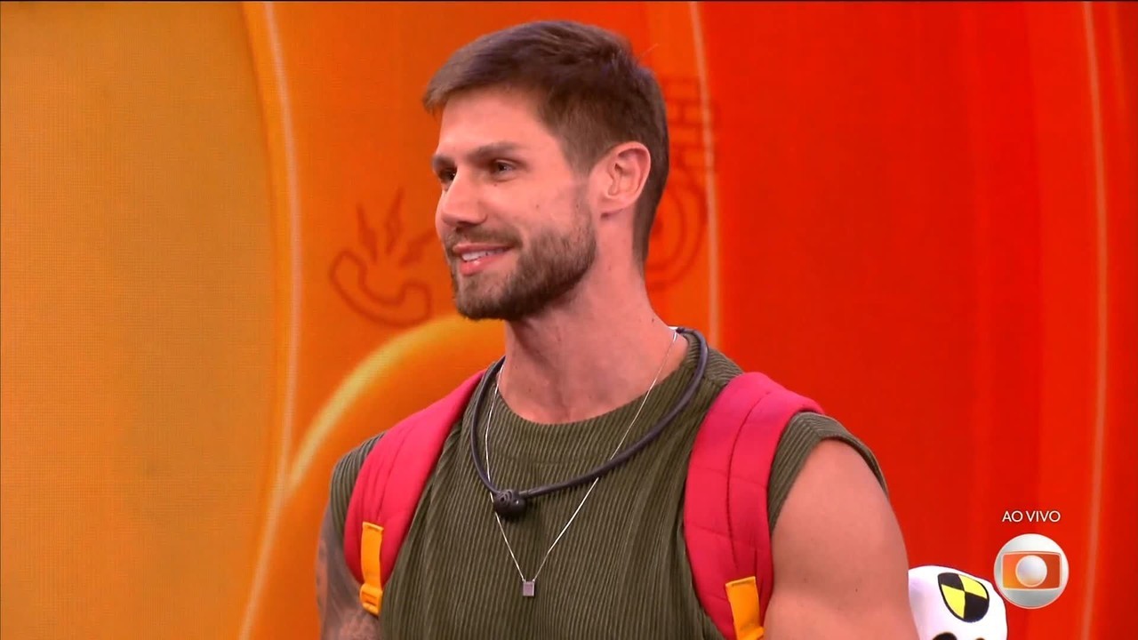 Tadeu Schmidt recebe Jonas Sulzbach, que avalia trajetória: 'Enfrentei embates desde o início'