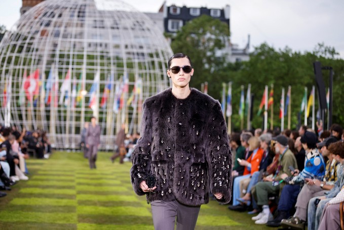 Desfile da Louis Vuitton na Semana de Moda de Paris. Coleção Primavera-Verão, 2025 (Foto: reprodução/GShow/REUTERS/Johanna Geron) Lorena Bueri