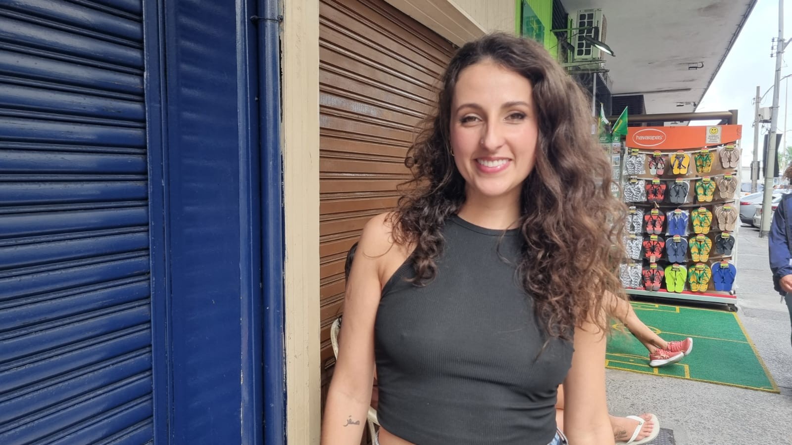 Irmã da ex-BBB Samira recorda vídeo viral ao som de Shakir após separação: 'Fui comemorar'