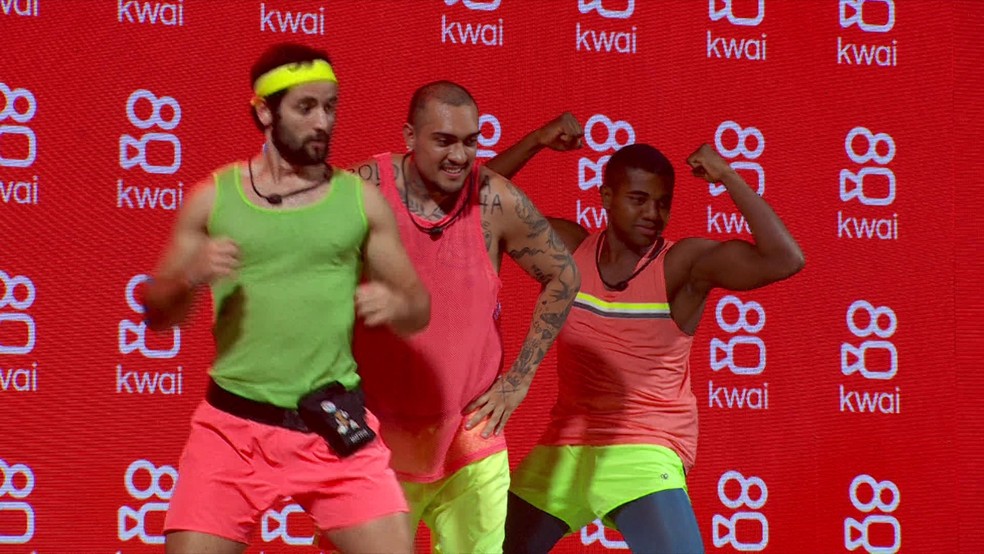 Davi, Matteus e MC Bin Laden dançam juntos na Festa da Líder do BBB 24 e internet reage 'Muito louco' — Foto: Globo