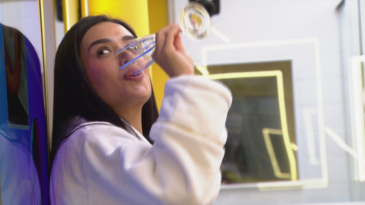 Jordana revela ficada com Jonas Sulzbach para Gabriela: 'Meu segredinho com o Brasil'