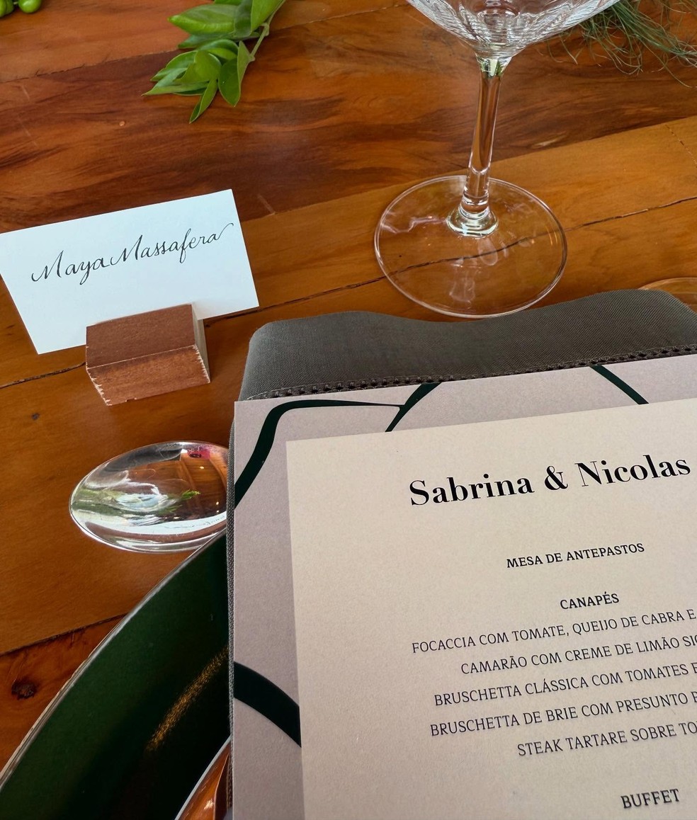 Detalhe do cardápio no casamento de Sabrina Sato e Nicolas Prattes — Foto: Reprodução/Instagram