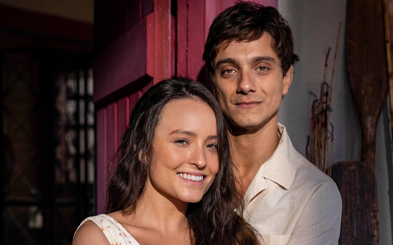 Êta Mundo Melhor!: Estela desiste de Celso para ficar com Túlio