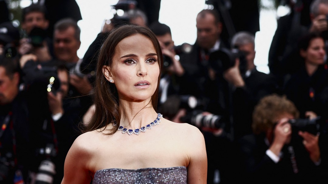 Cannes 2023: look de Sara Sampaio é eleito o melhor do segundo dia, Moda &  Beleza