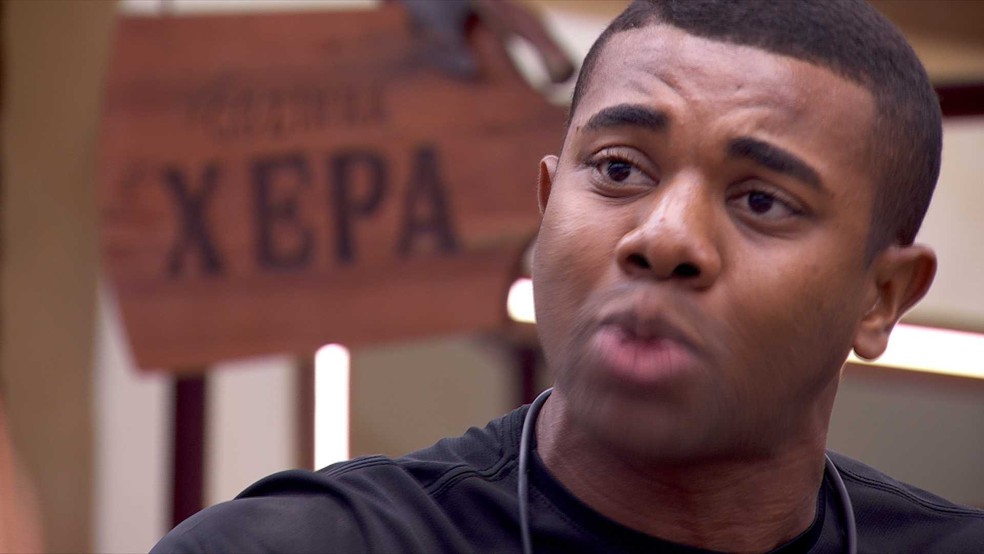 Davi e Nizam batem boca após formação de Paredão no BBB 24 — Foto: Globo
