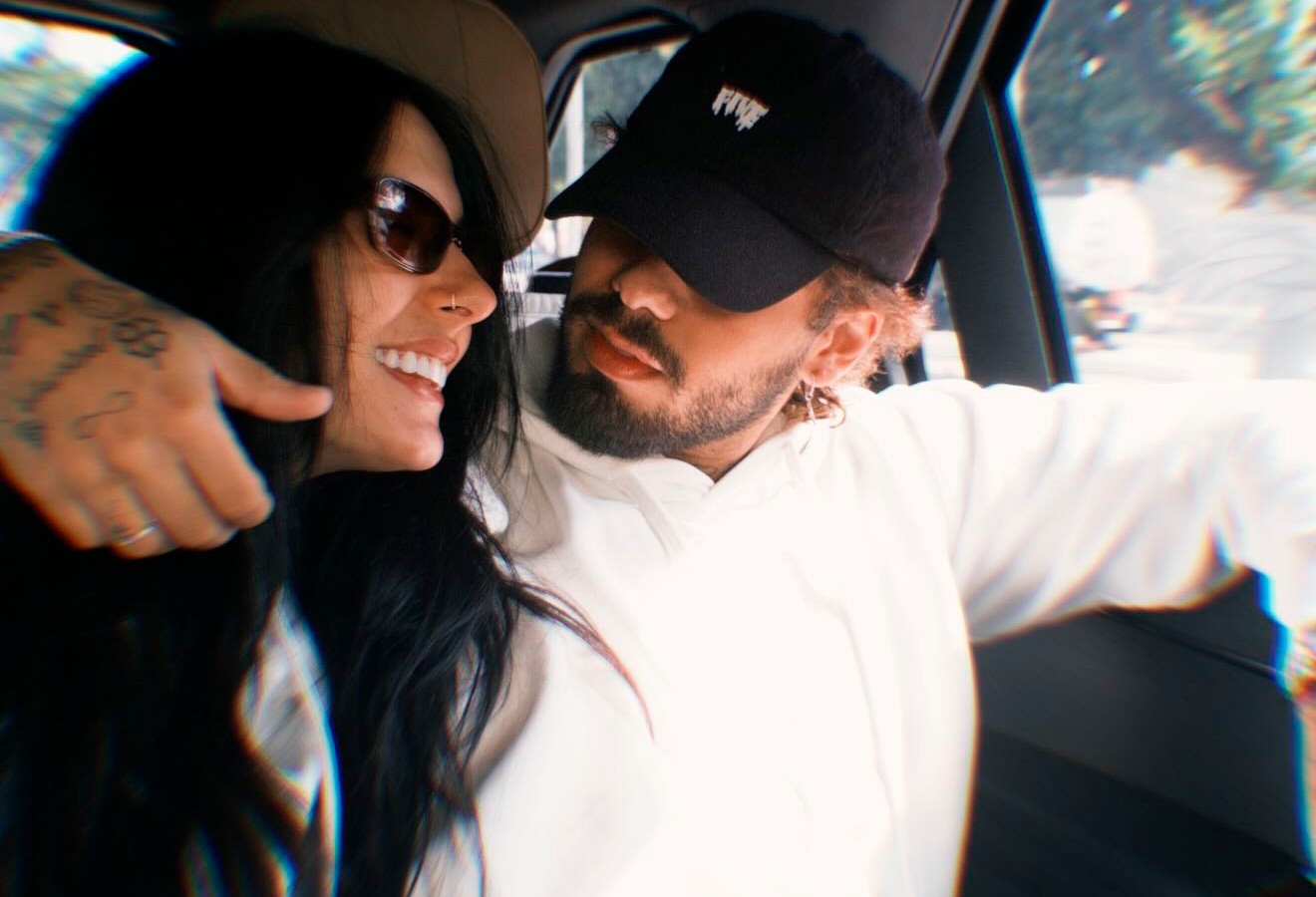 Apaixonados! Ana Castela posta clique abraçada com Zé Felipe