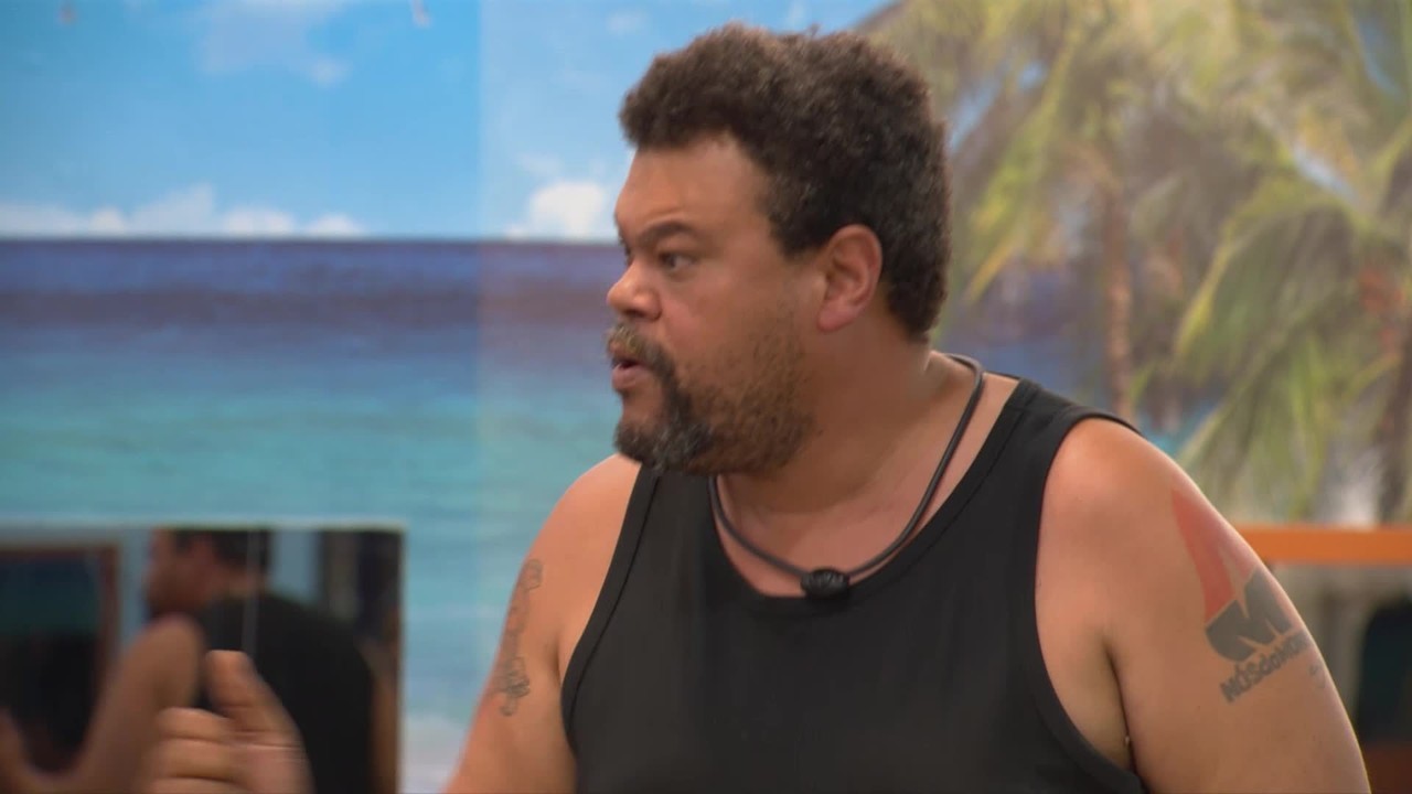 Babu Santana avisa a Milena: 'Não me aproximo mais de você'