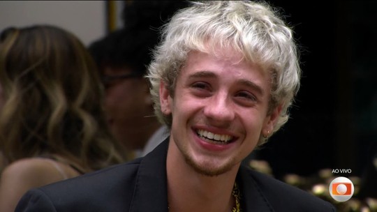 Juliano Floss fica em terceiro lugar no BBB 26 com 6,77% dos votos