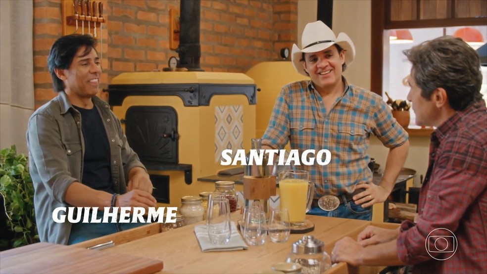 Guilherme & Santiago revelam seus nomes de batismo a Daniel no Viver Sertanejo — Foto: Globo