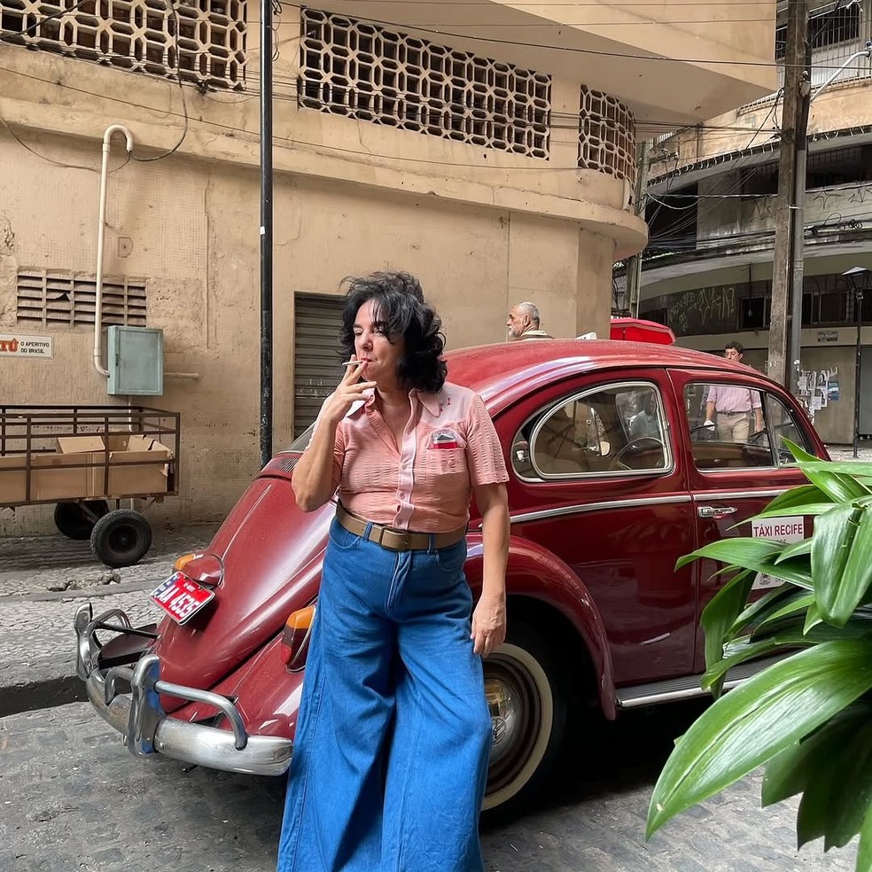 Ex-BBB Mariza Moreira em cena de 'O Agente Secreto', filme de Kleber Mendonça Filho — Foto: Reprodução/Instagram