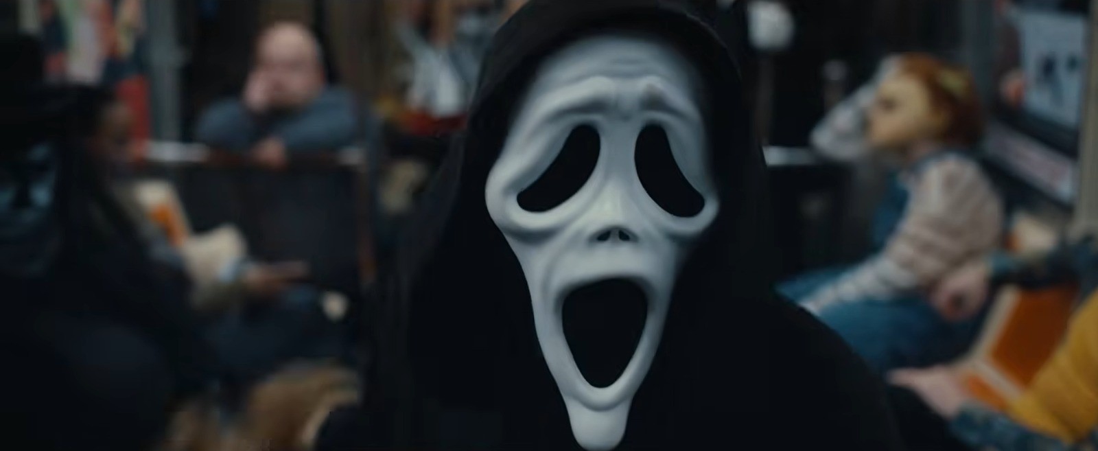 'Todo Mundo em Pânico 6' lança trailer com referências a 'Halloween', 'Pecadores' e outros clássicos do terror