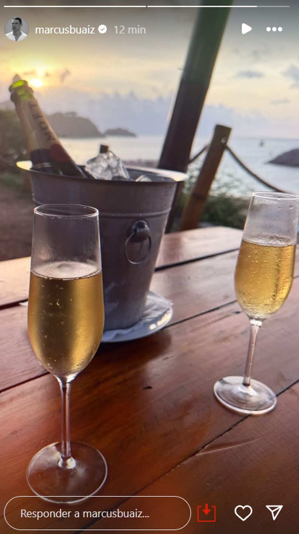 Marcos Buaiz curte lua-de-mel com Isis Valverde em Fernando de Noronha — Foto: Instagram