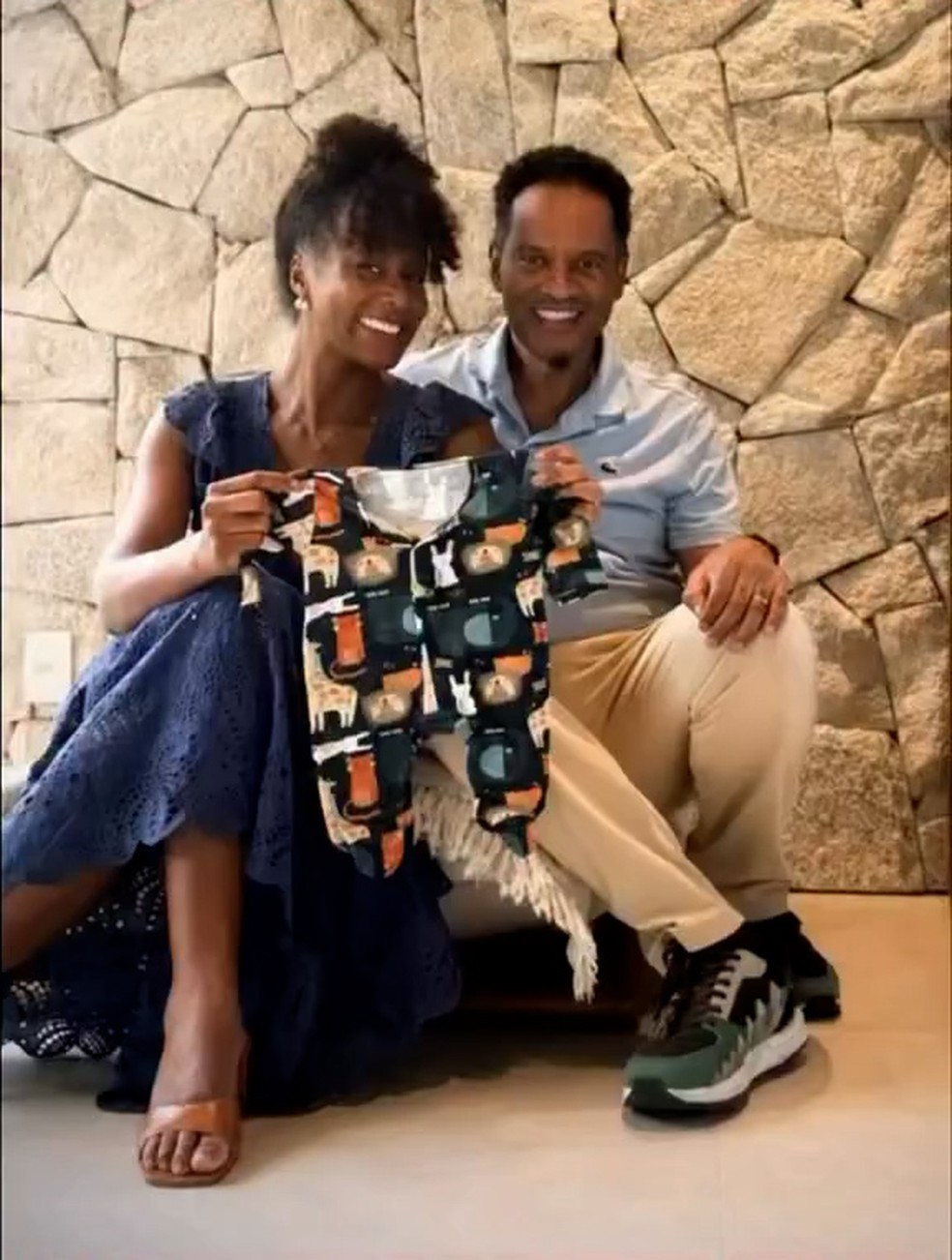 Maju Coutinho e o marido Agostinho Paulo Moura vão ser papais — Foto: Instagram