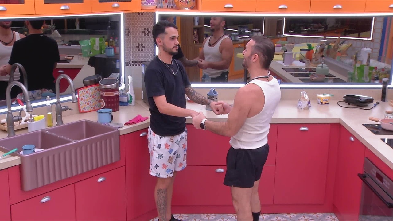 Em noite de Eliminação, Diego Hypolito conversa com João Gabriel e elogia: 'Você foi a gota de felicidade'