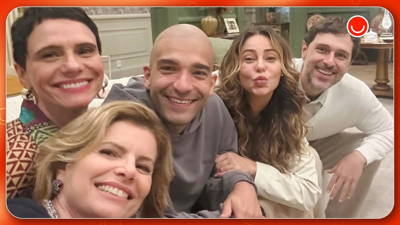 Debora Bloch se despede de set de Vale Tudo: 'Obrigada, família Roitman'