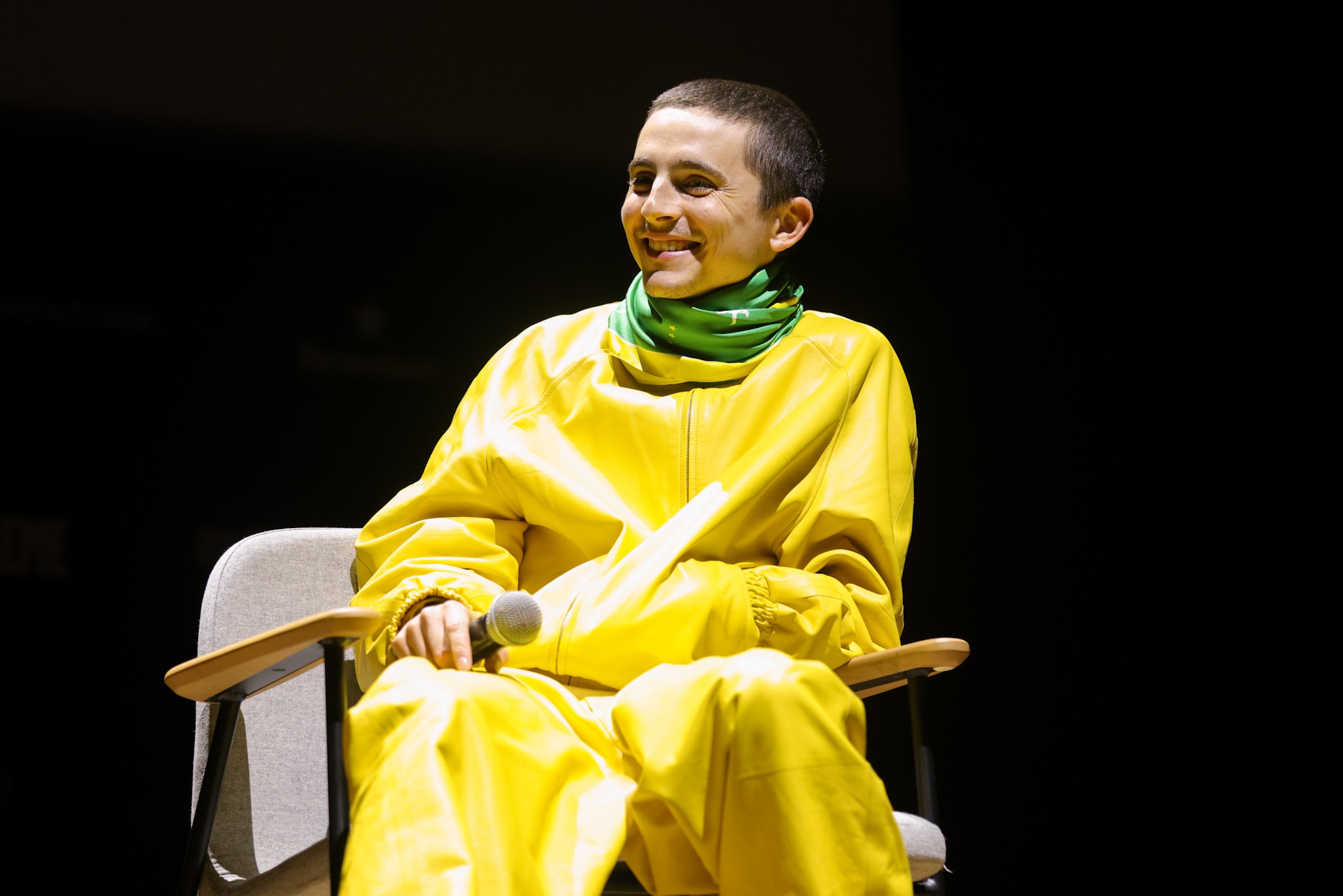 Timothée Chalamet se declara ao público brasileiro durante evento de 'Marty Supreme': 'Eu amo o Brasil'