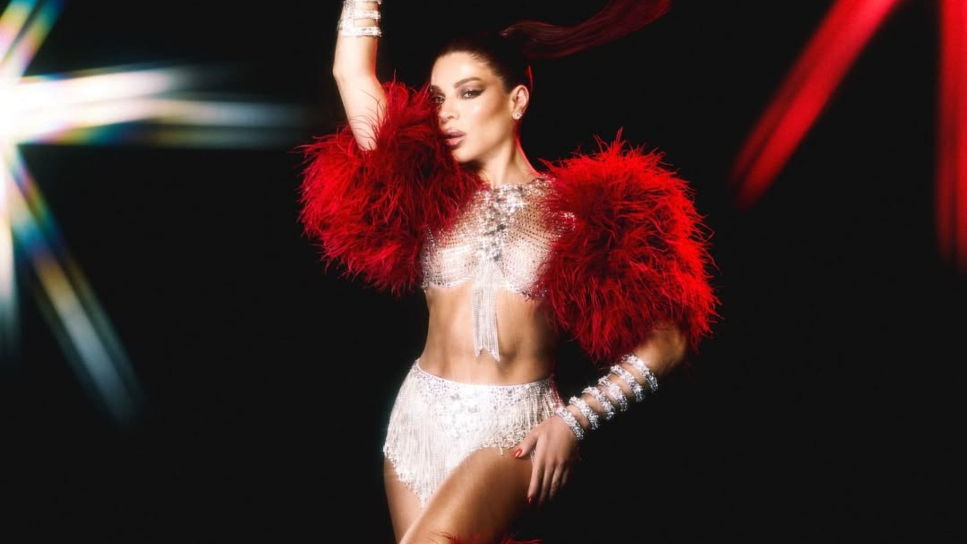 Gkay detalha preparação intensa para estreia no Carnaval: 'Maratona'