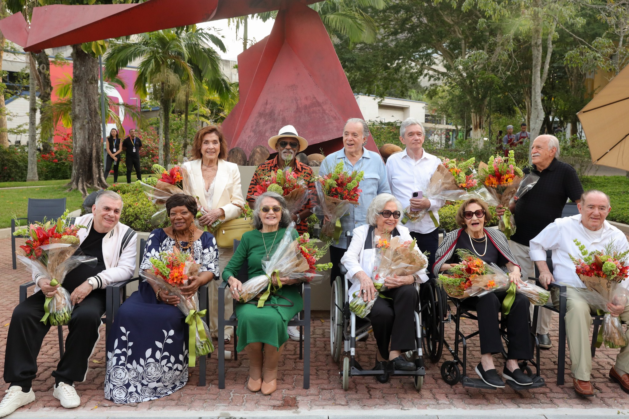 Estúdios Globo inauguram Calçada da Fama para celebrar seus 30 anos