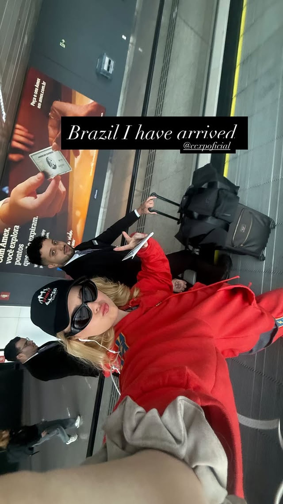 Simpática, Kathryn Newton, de 'Supernatural', desembarca em SP | Gshow