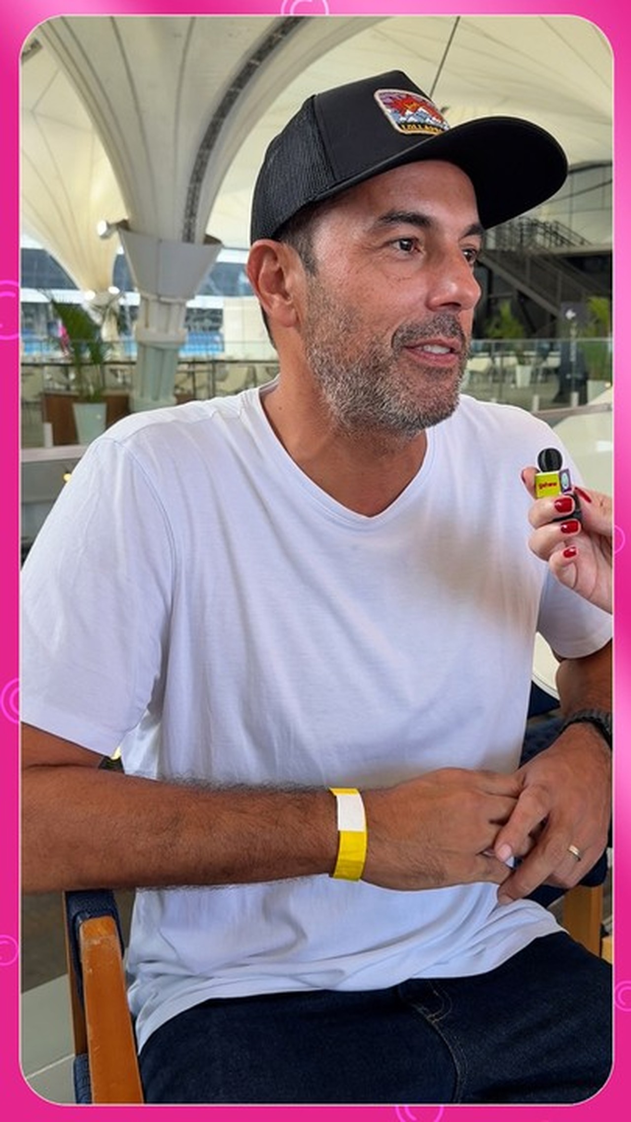 Diretor artístico conta como Emicida salvou encerramento do Lollapalooza após morte de Taylor Hawkins