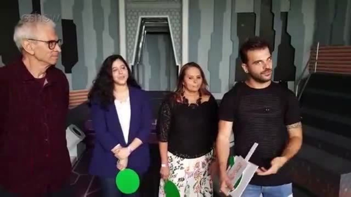 Boletim BBB Fam lia de Caruso Diego e Lucas respondem perguntas sobre os brothers