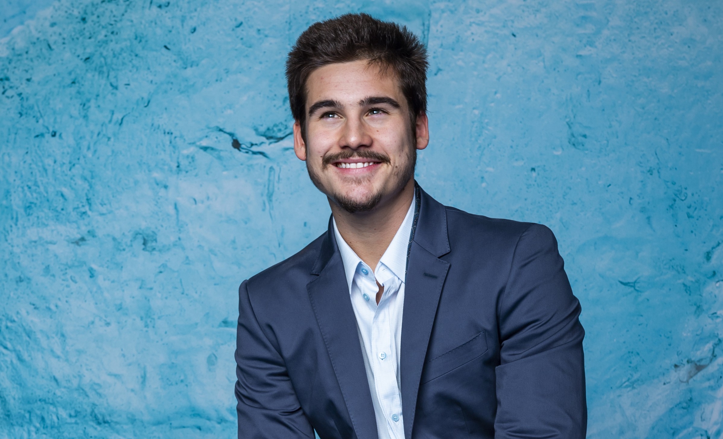 Nicolas Prattes fala sobre paixão pelo surfe e preparação para 'O Tempo ...