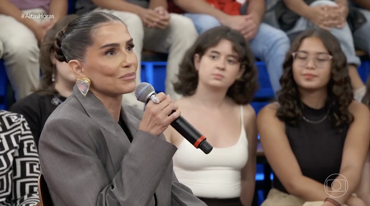 Deborah Secco fala sobre comentários nas redes sociais: 'Não dá para levar a sério'