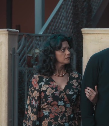 Foto: Pai de Marê (Camila Queiroz), Leonel (Paulo Gorgulho) oferece à filha  a presidência da empresa da família, cargo cobiçado pela madrasta da  mocinha, Gilda (Mariana Ximenes), na novela 'Amor Perfeito' 