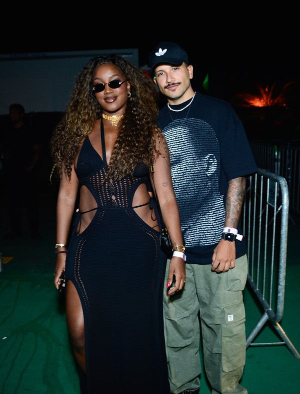 Iza 　2点セット　(2) IZA