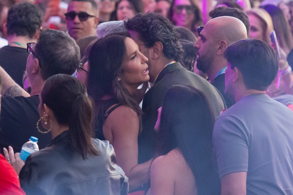 Ivete vai com affair em show do Belo — Foto: Brazil News