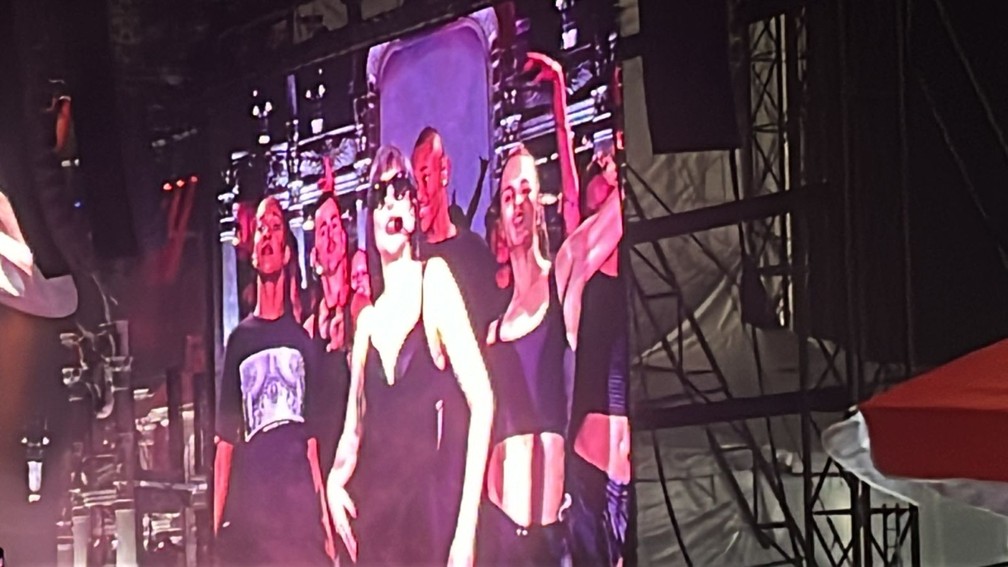 Lady Gaga no palco em Copacabana — Foto: gshow/Nathalia Accioly