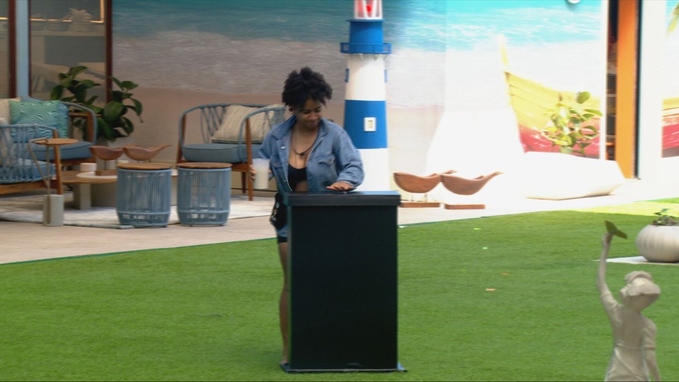 Milena aperta Botão Misterioso no BBB 26 e terá que decidir quem vai dar o Contragolpe