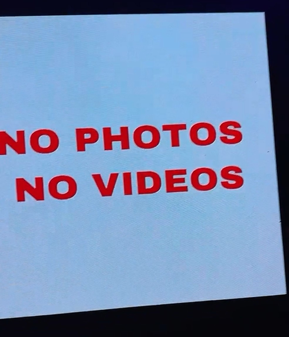 Aviso de proibição de fotos e vídeos no aniversário de Anitta — Foto: Reprodução/Instagram