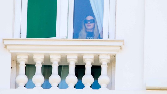 Madonna no Rio: entenda por que a diva não apareceu mais na janela do hotel