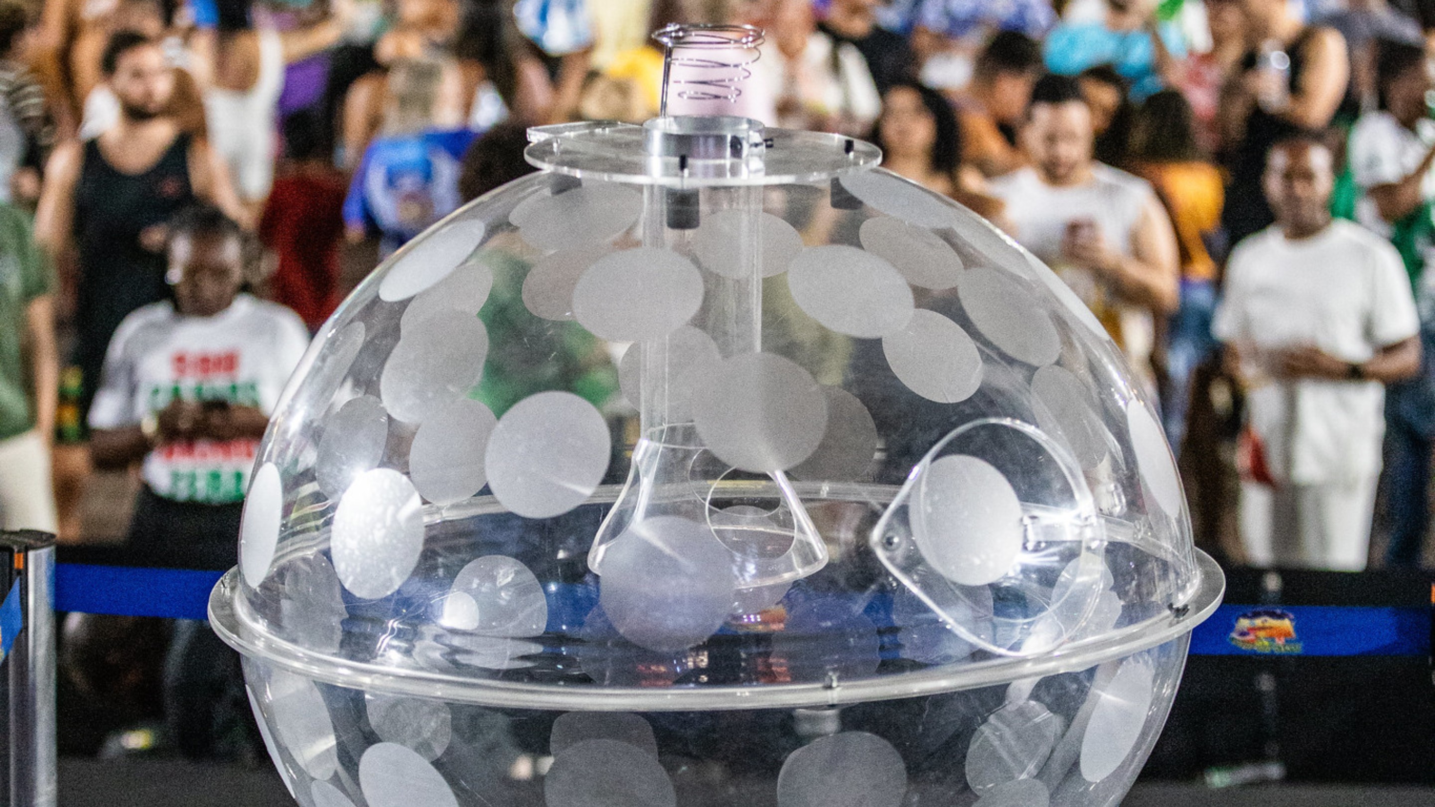 Sorteio define ordem dos desfiles do Grupo Especial do Carnaval do Rio em 2026