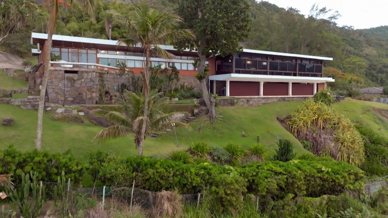 Minha Mãe Com Seu Pai: 2ª temporada retorna em mansão assinada por Oscar Niemeyer, com cenário repaginado