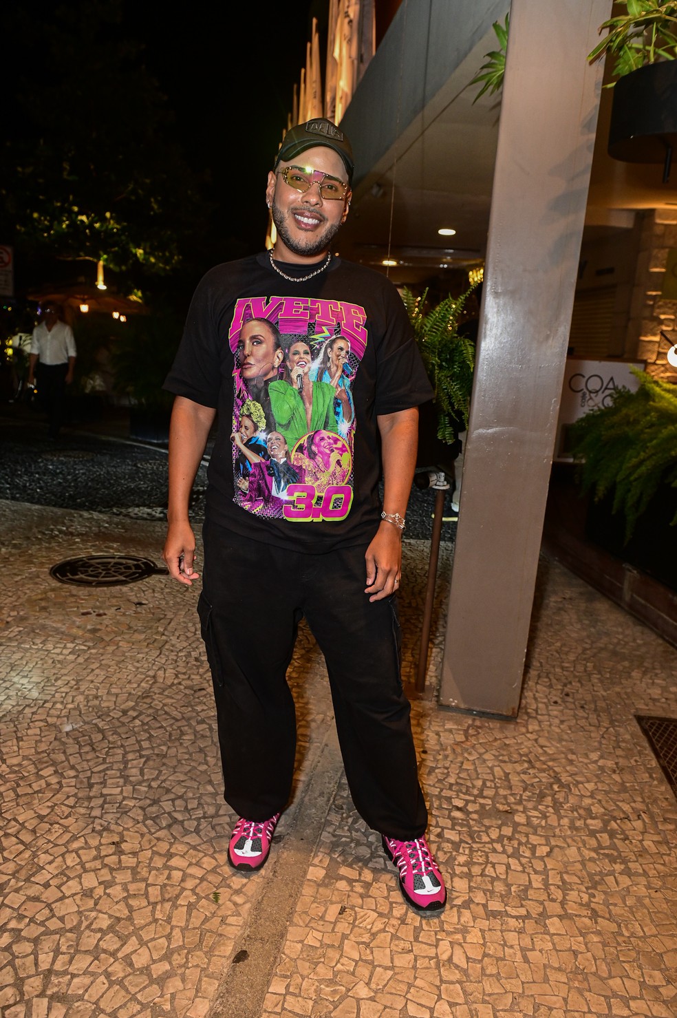 Hugo Gloss a caminho do show de Ivete Sangalo no Maracanã, Ivete 3.0 — Foto: Marcelo Sá Barretto/AgNews