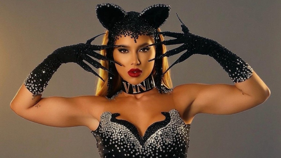Virginia homenageia Vini Jr. em ensaio de Carnaval do gshow — Foto: gshow/Ygor Marques