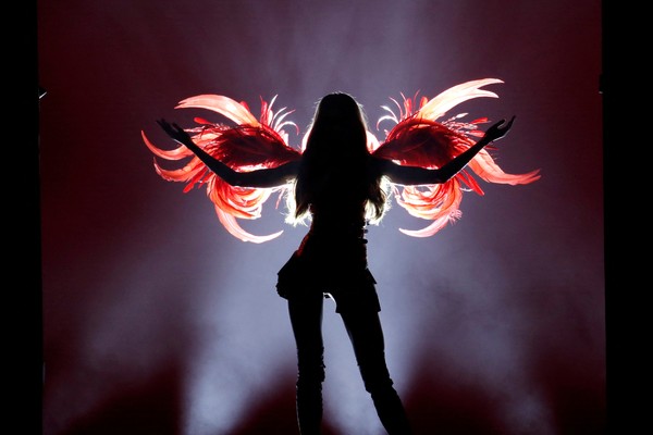 Victoria's Secret Fashion Show: entenda por que a marca passou 6