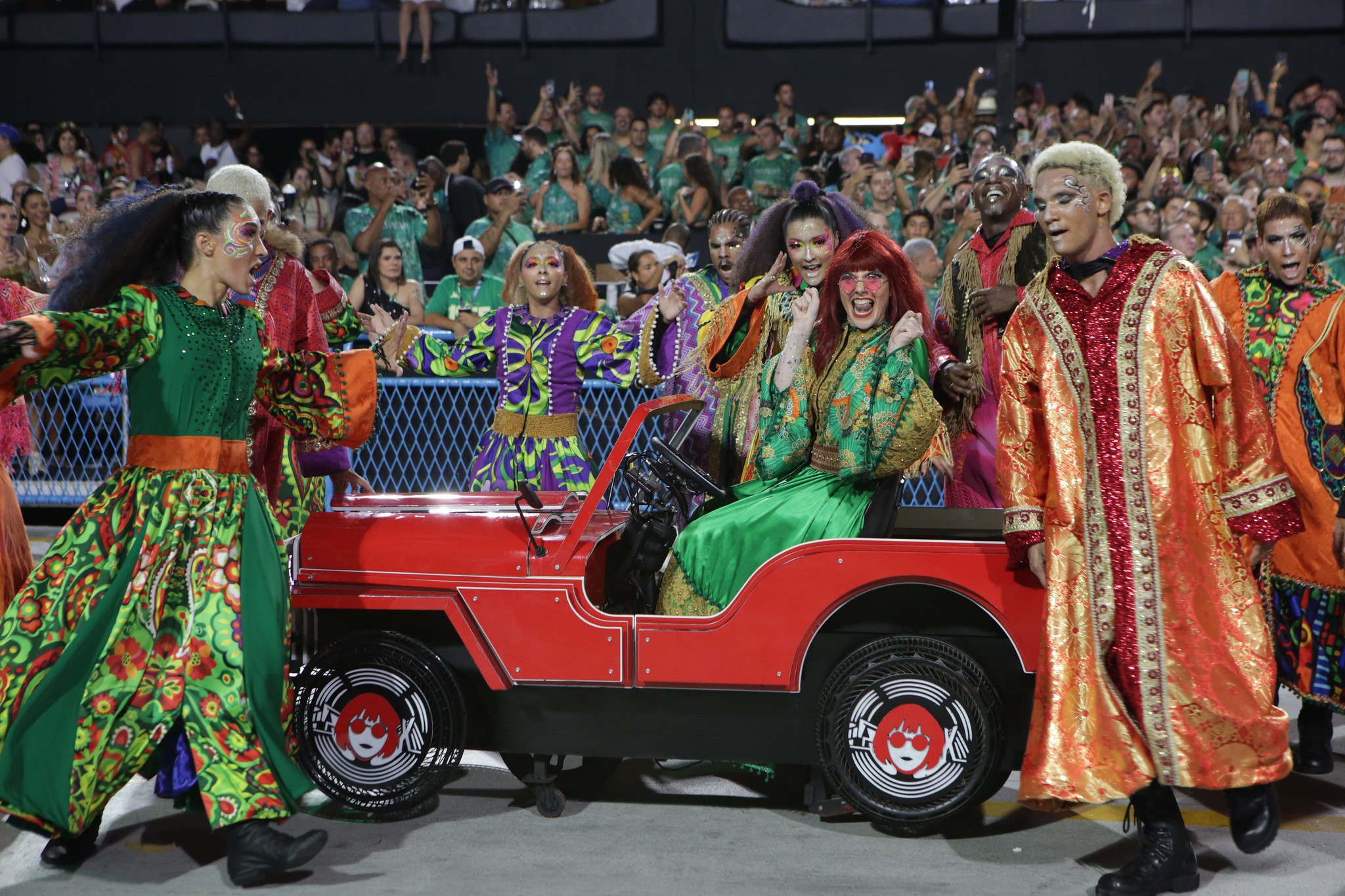 Mocidade Independente anuncia Jack Vasconcelos como novo carnavalesco para 2027