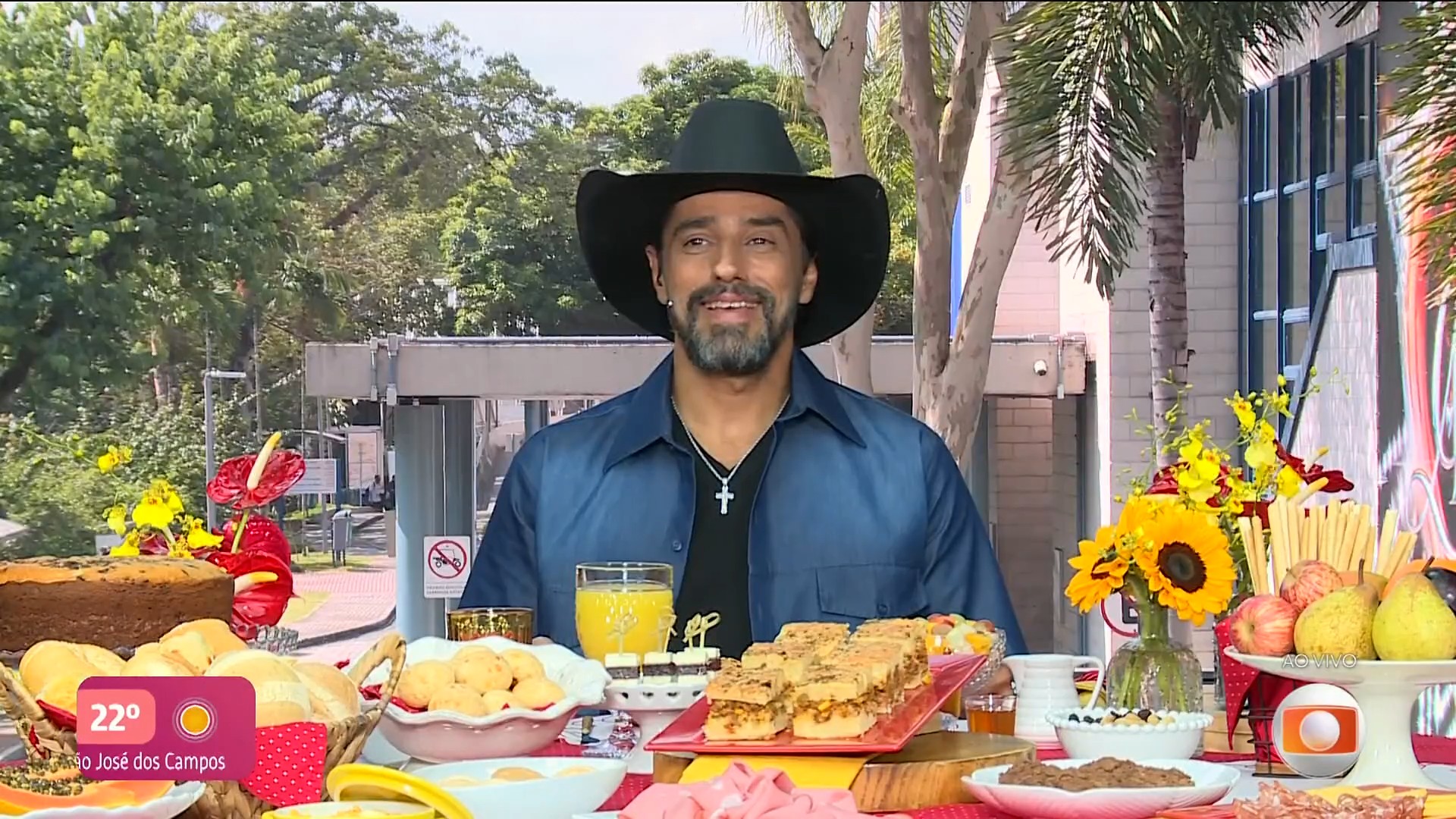 Alberto Cowboy revê momentos no BBB 7 e fala sobre fama de vilão: 'O que eu fiz foi jogar'