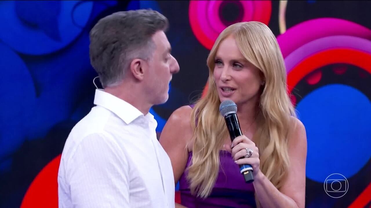 Angélica veste look avaliado em quase R$ 20 mil no último Domingão de 2025